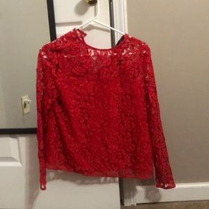 Long sleeve laced shirt with keyhole button back